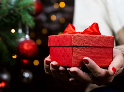 即時新聞_聖誕節 AI 行銷術 小店這樣靠 AI 打贏大型連鎖